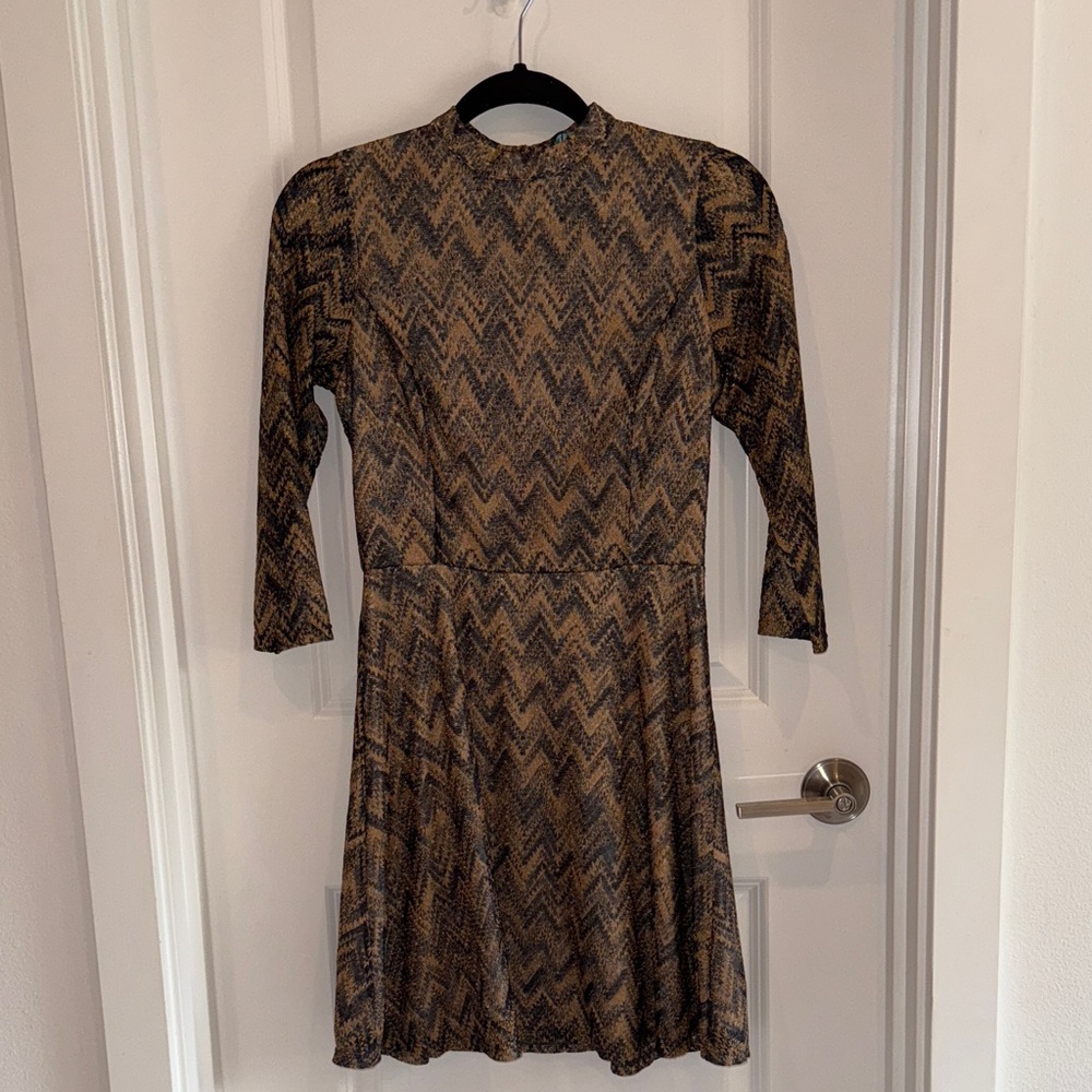 Dipa Be Chic Chevron 3/4 Sleeve Dress size small